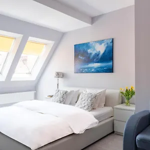 https://apartament-w-sercu-rynku.hotelswroclaw.com